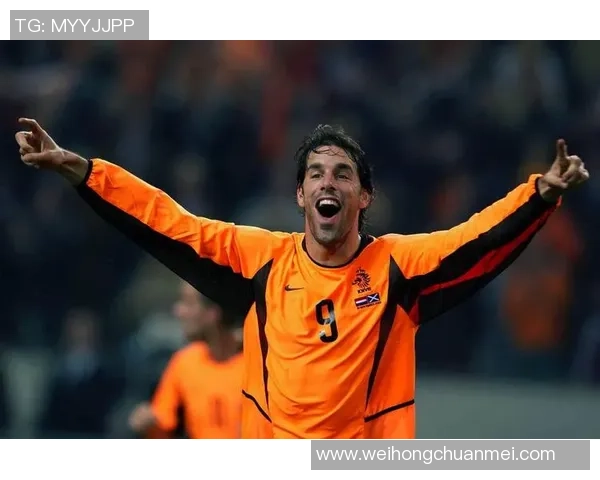 禁区之王荷兰足球明星的传奇之路与辉煌成就解析